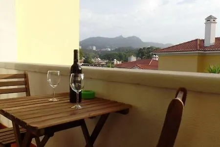 Flowerhouse Semesterbostad